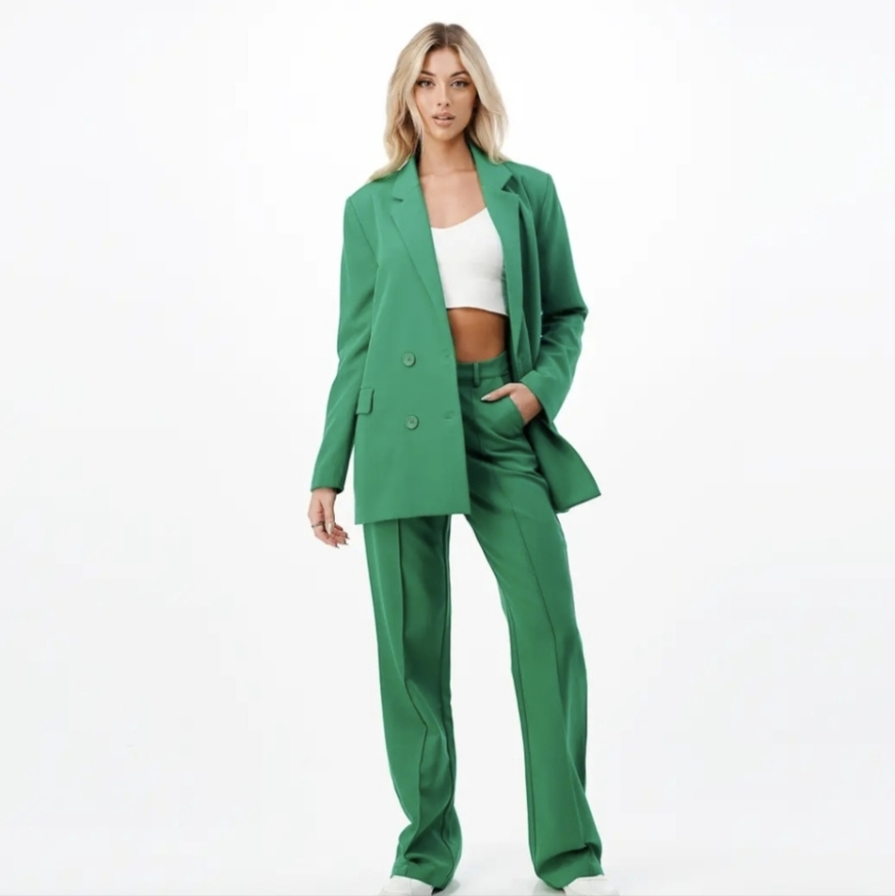 LAST ONE✨️ NEW!  MUST HAVE HOTTEST TREND ICONIC OVERSIZED DOUBLE BREASTED BLAZER - Picture 2 of 6